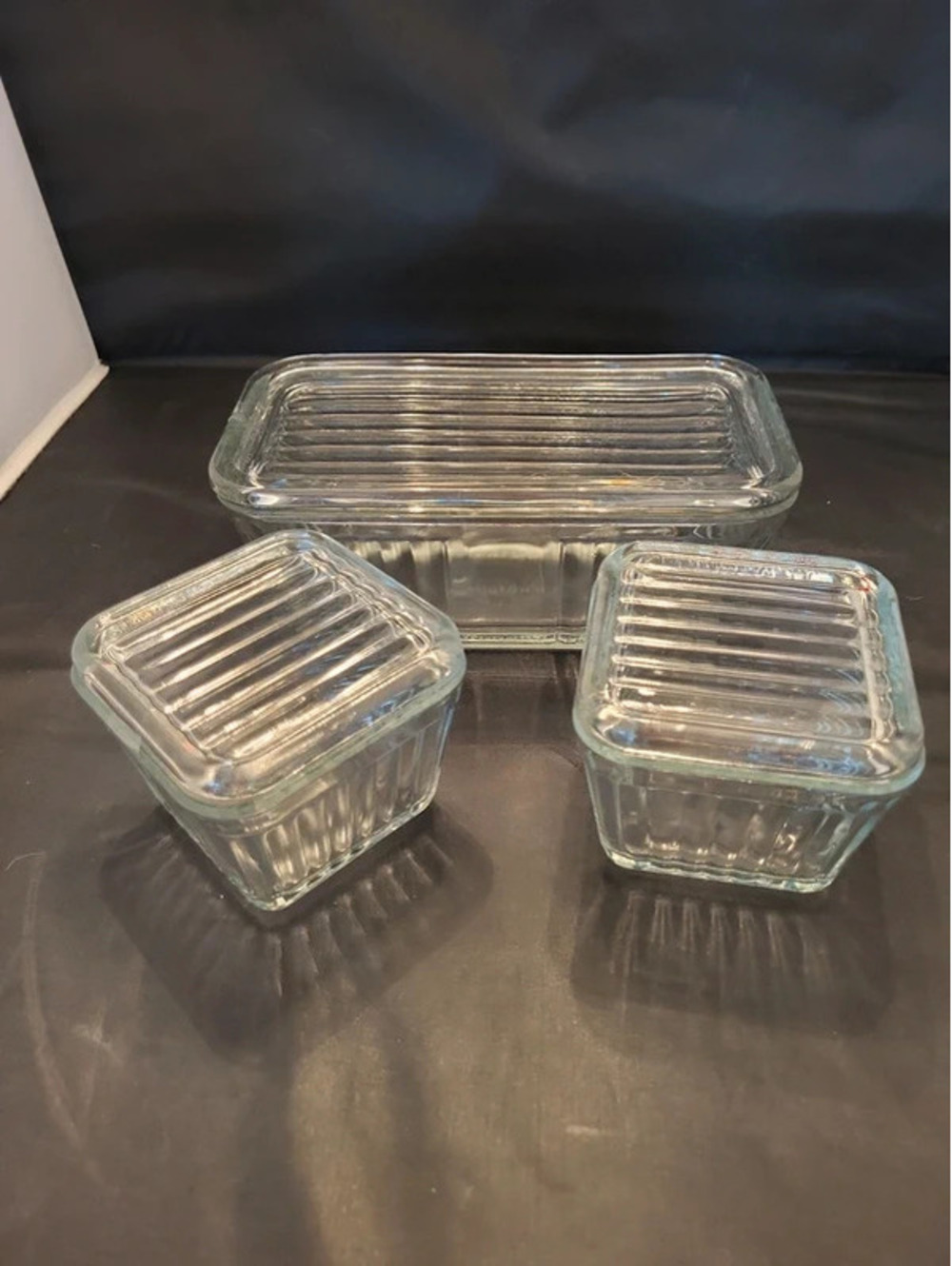 Anchor Hocking 3pc refrigerator dishes w/lids
